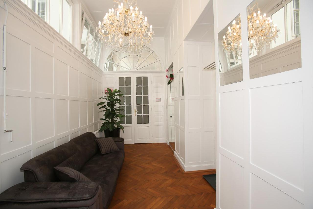 Apartament Opera *