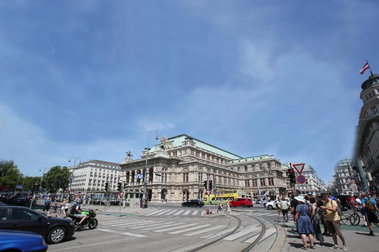 Opera Apartament *