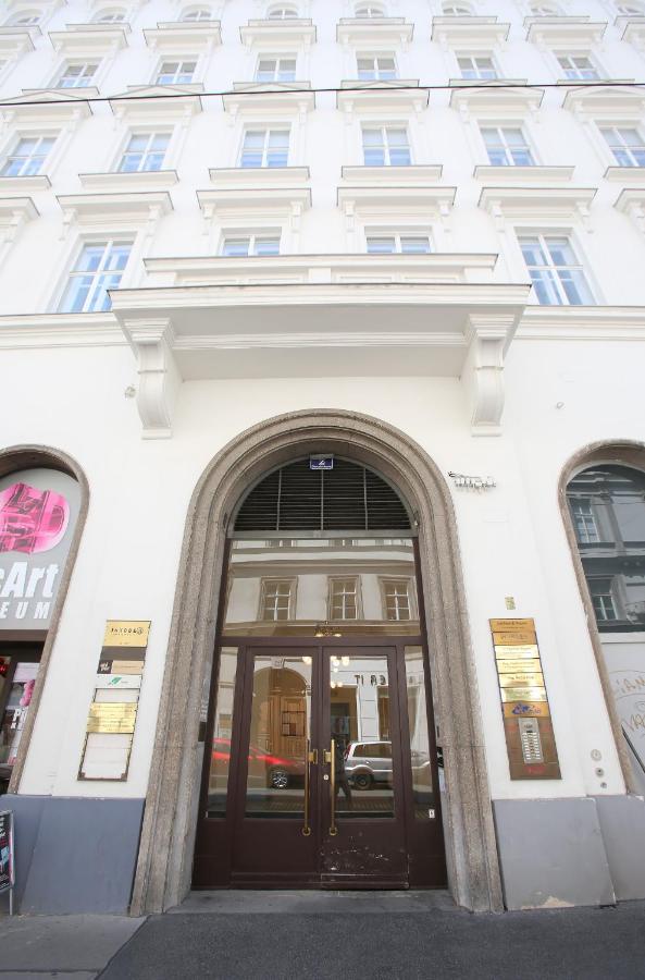 Opera Apartment Wien